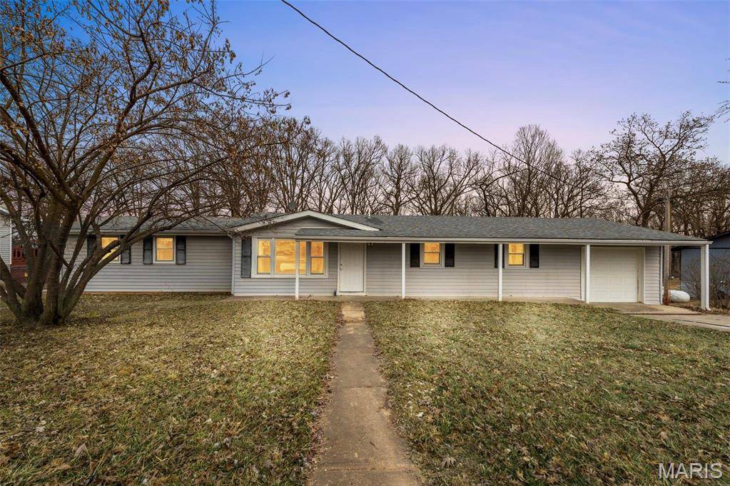 Troy, MO 63379,127 Davis RD