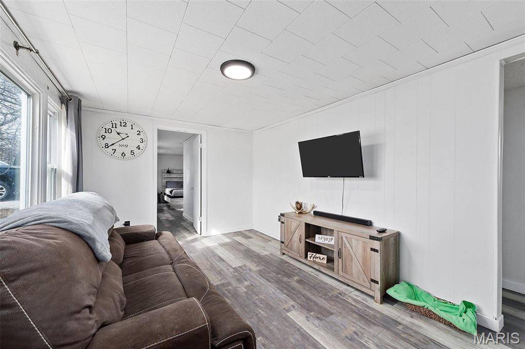 Troy, MO 63379,127 Davis RD