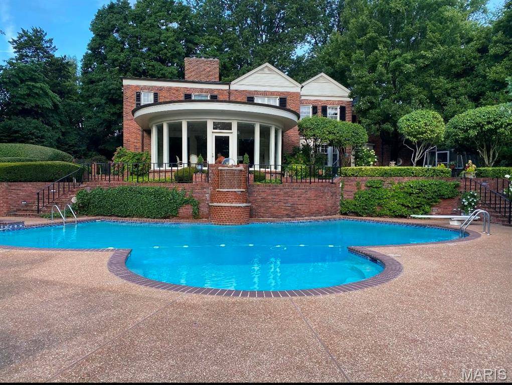 St Louis, MO 63124,26 Fordyce LN