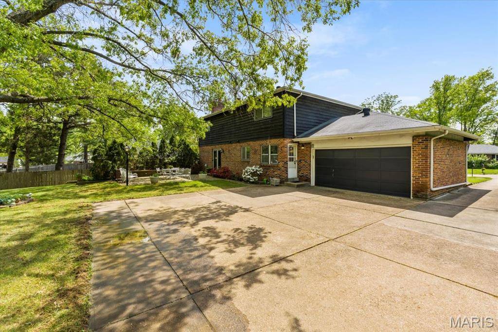 Chesterfield, MO 63017,1808 Cayman CT