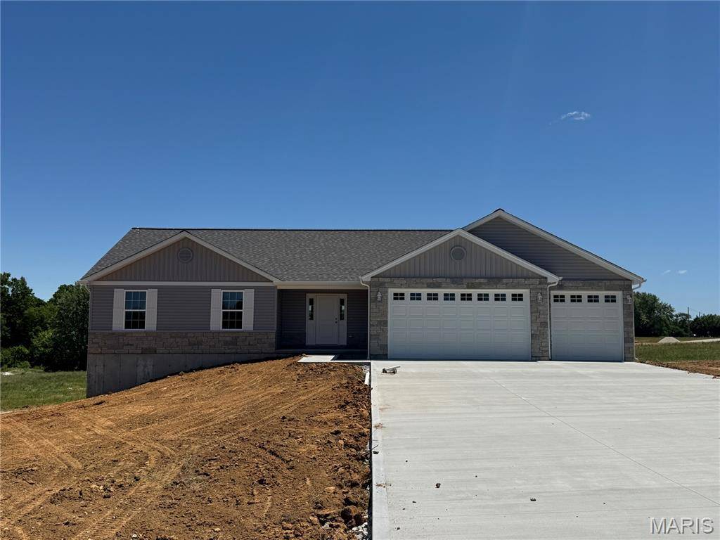 Troy, MO 63379,8 Alpine DR