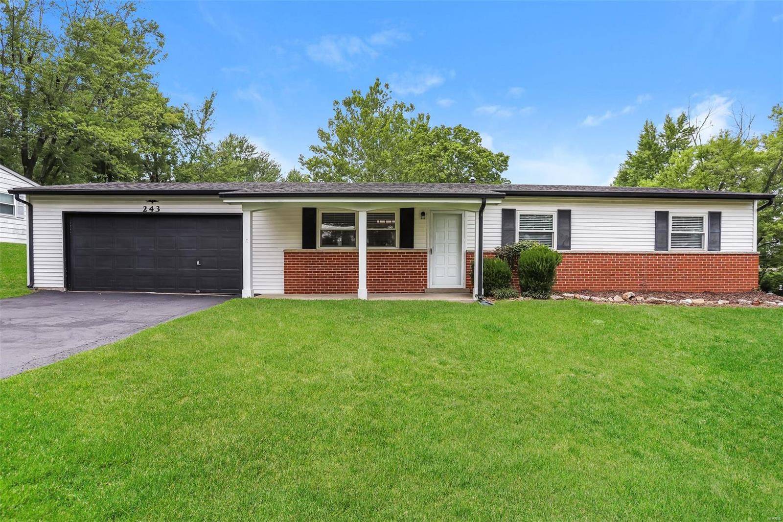 Ballwin, MO 63021,243 Howard DR