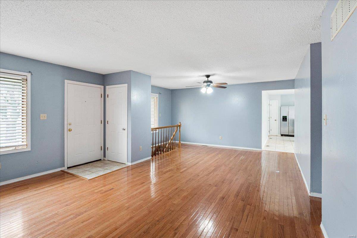 Florissant, MO 63031,1903 Cherokee Trail LN
