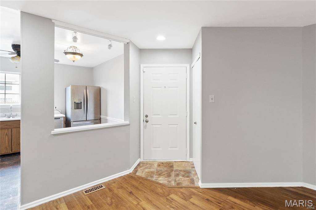 Florissant, MO 63034,14249 Cape Horn PL