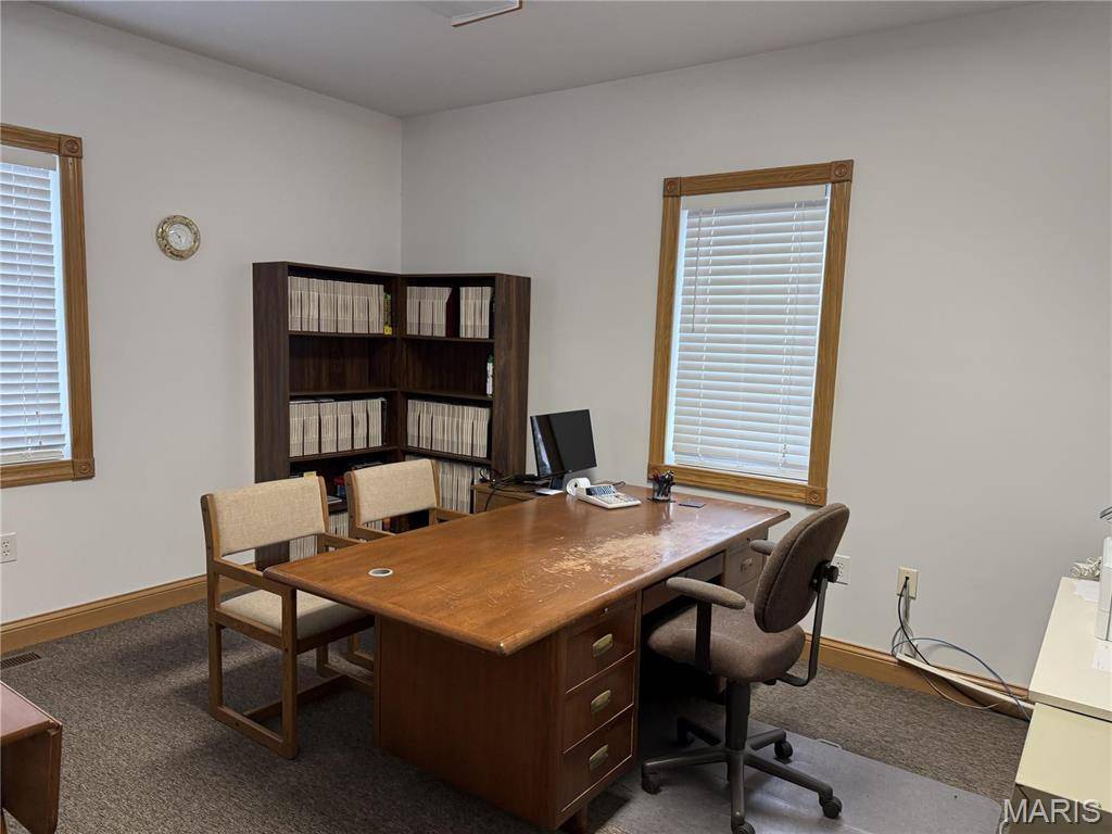 Litchfield, IL 62056,521 N Brown ST