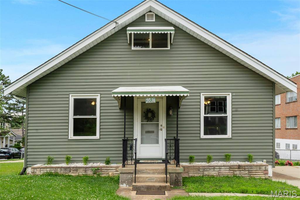 St Louis, MO 63143,2024 Bellevue AVE