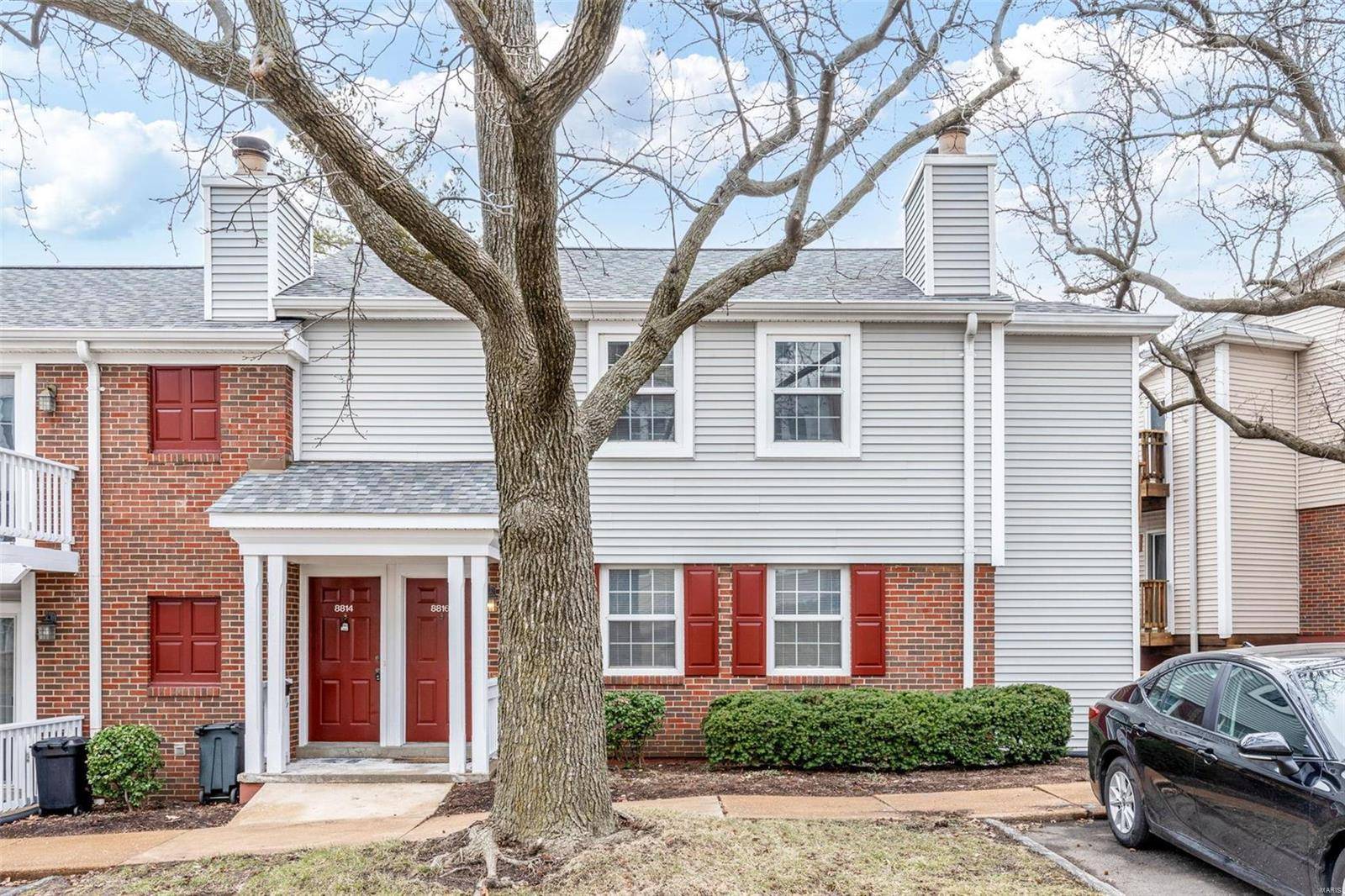 St Louis, MO 63144,8814 Eager RD