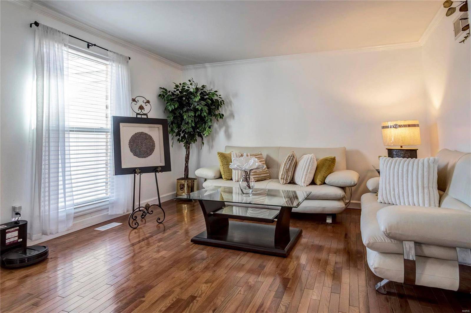 Florissant, MO 63034,4107 Knowledge CT