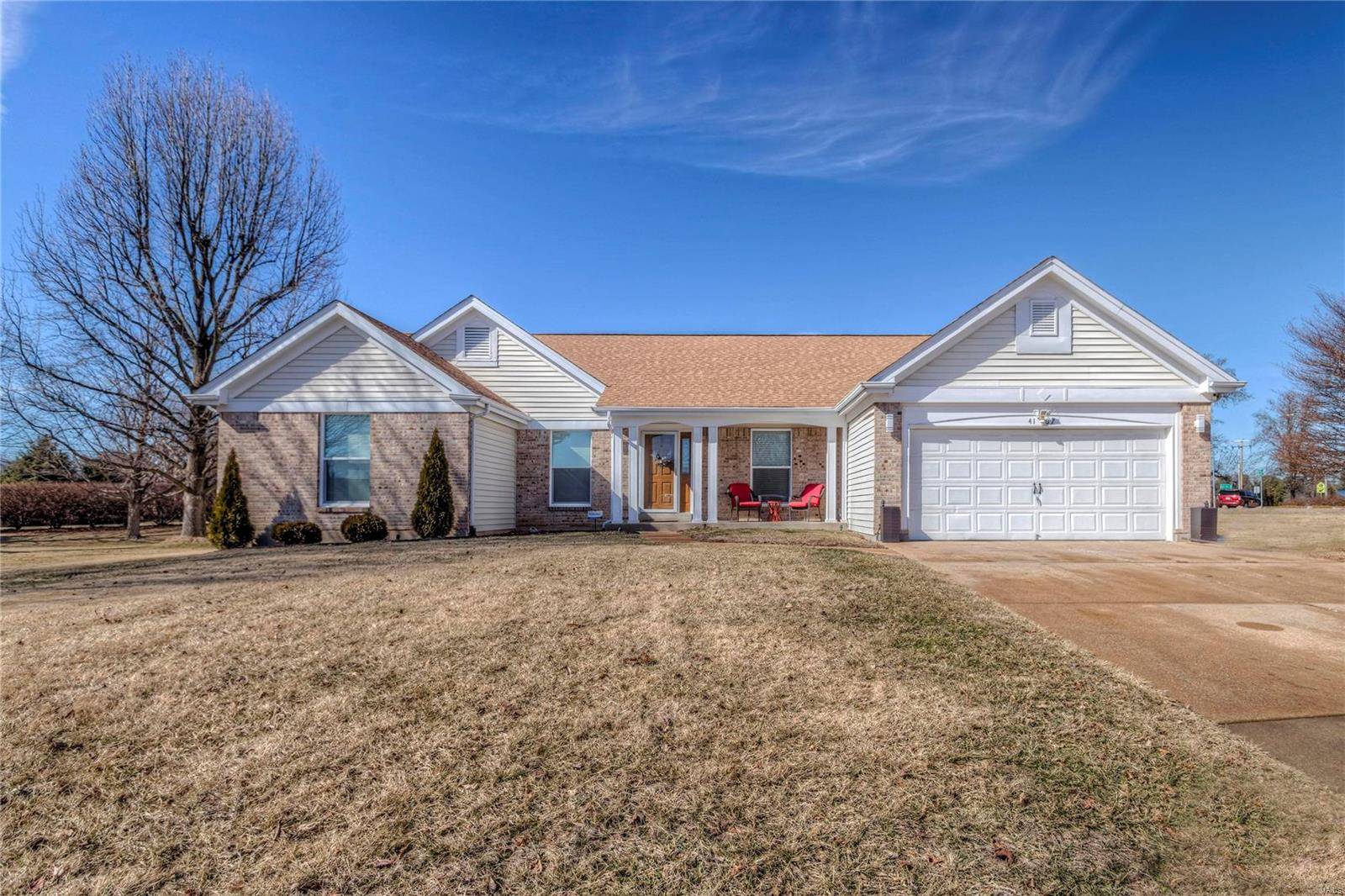 Florissant, MO 63034,4107 Knowledge CT