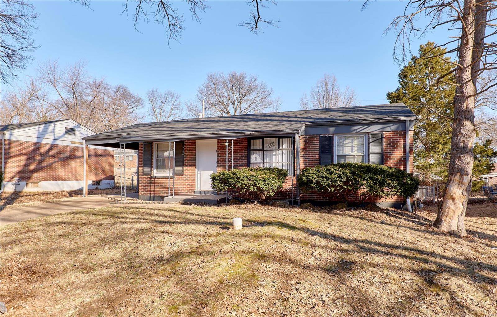 St Louis, MO 63136,1749 Foley DR