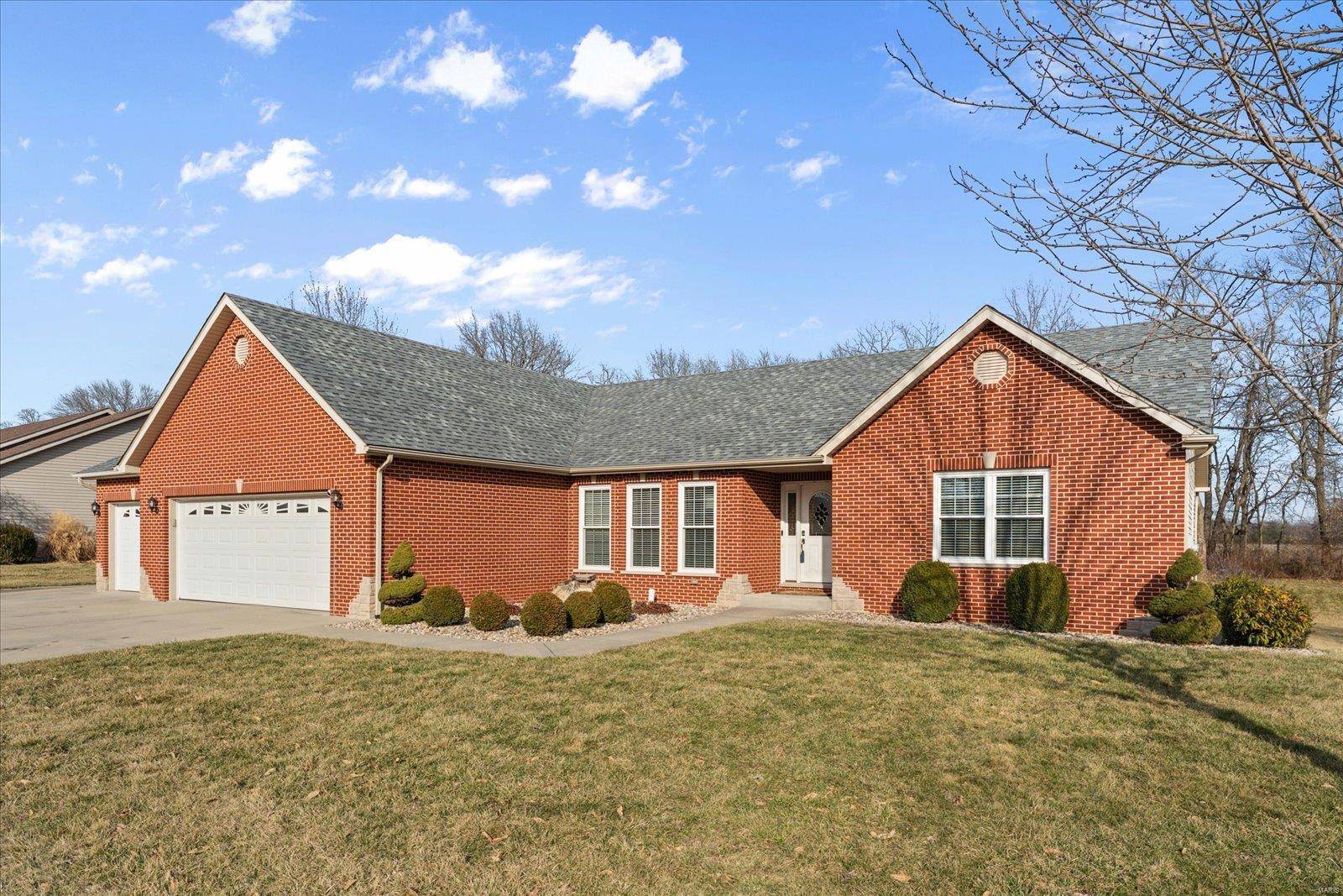 Freeburg, IL 62243,324 Chimney Rock DR
