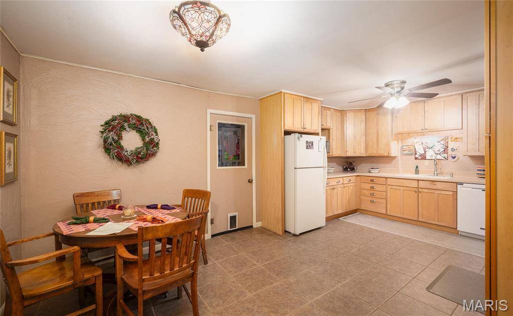 Rolla, MO 65401,11711 COUNTY ROAD 8030