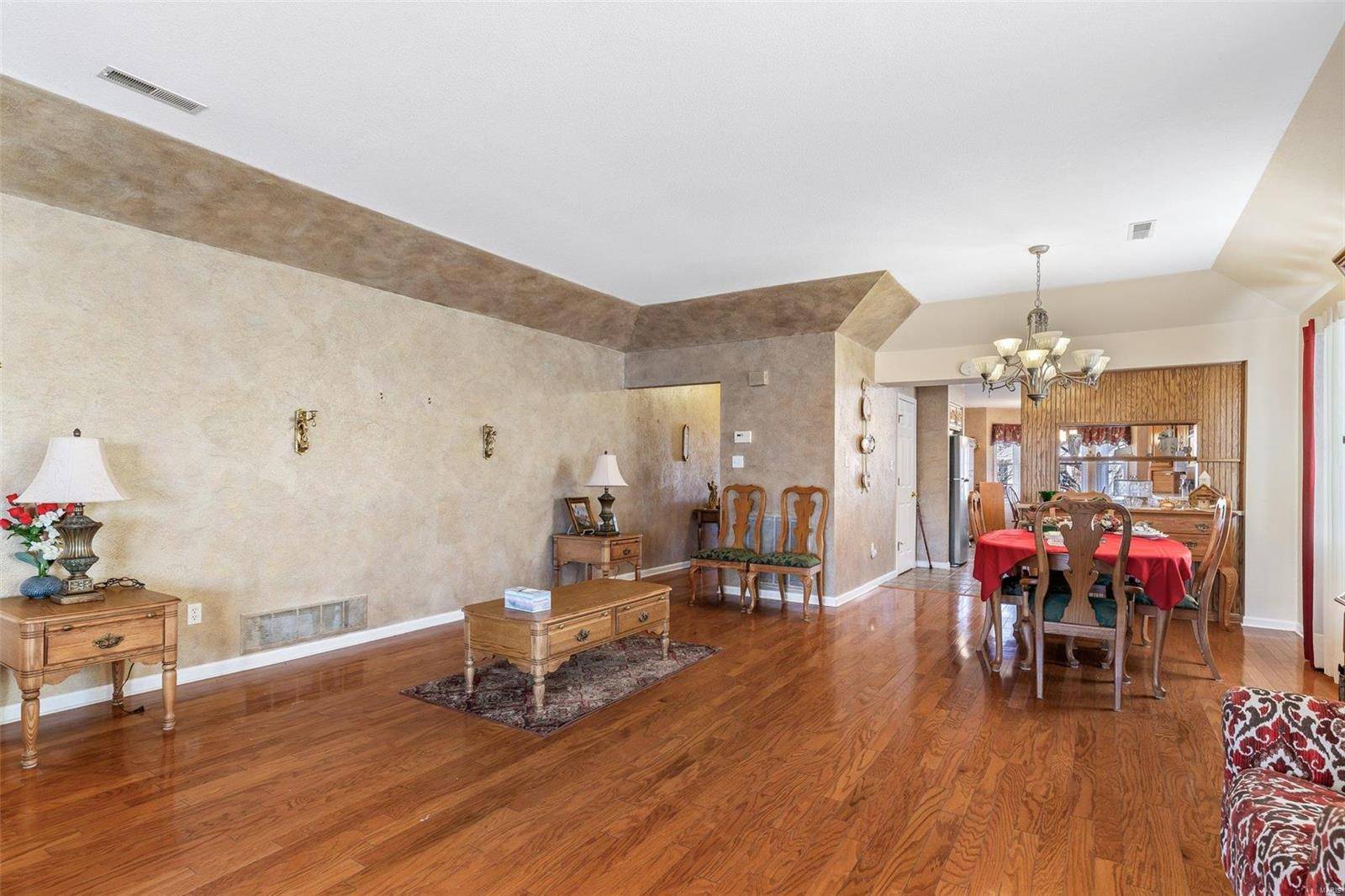 Farmington, MO 63640,210 Bayberry