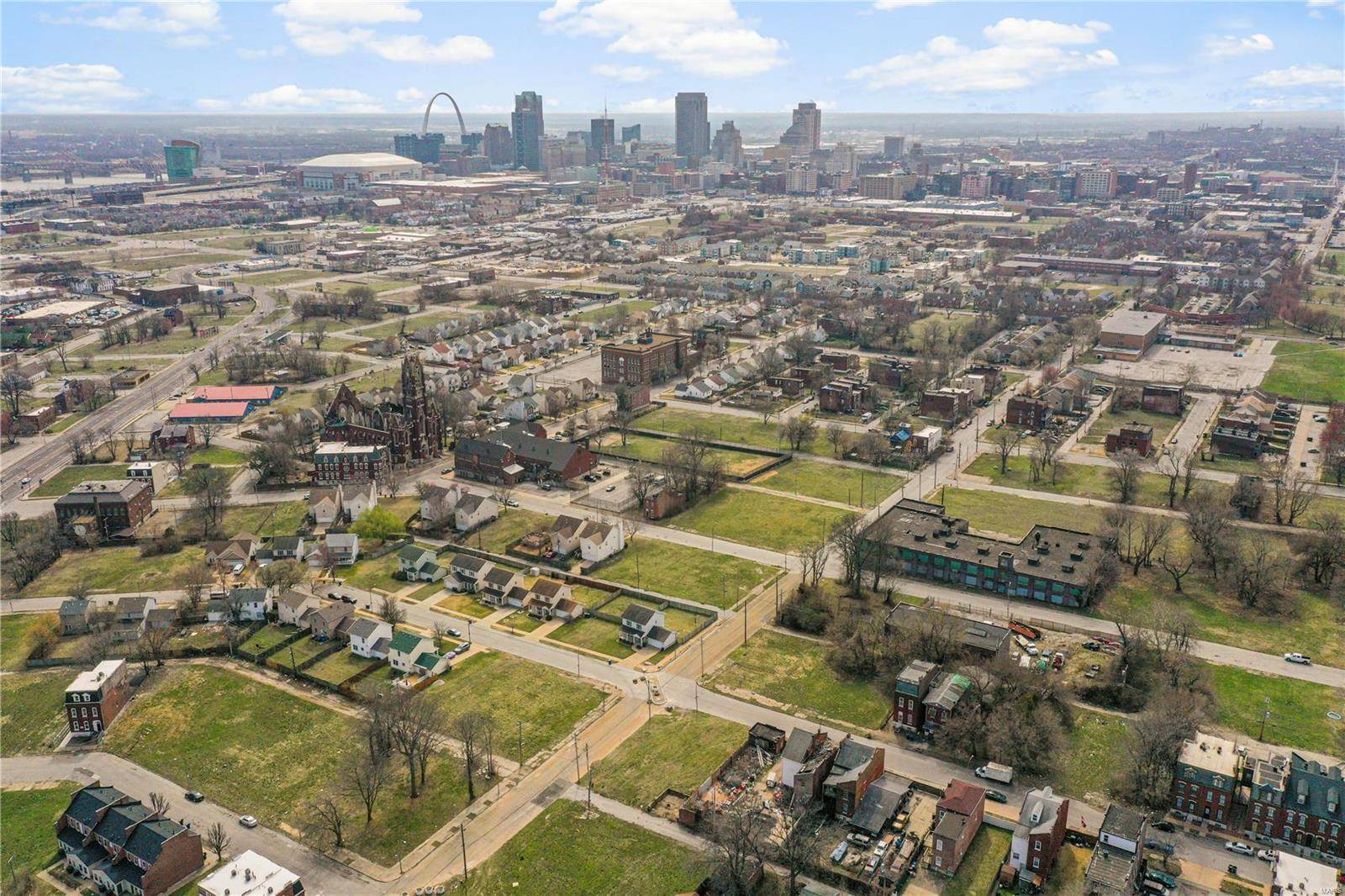 St Louis, MO 63106,1901 Benton ST