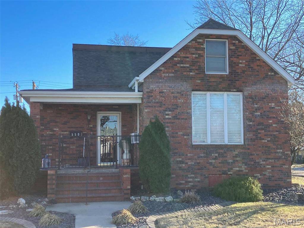 Breese, IL 62230,550 N 4th ST