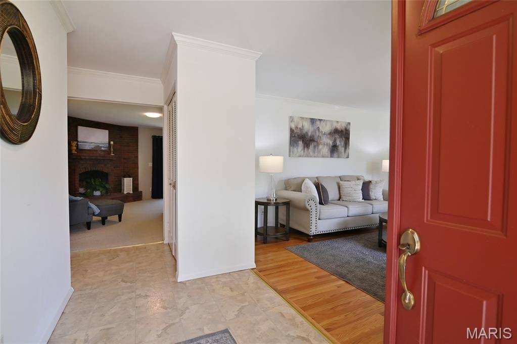Ballwin, MO 63011,313 Wildforest DR