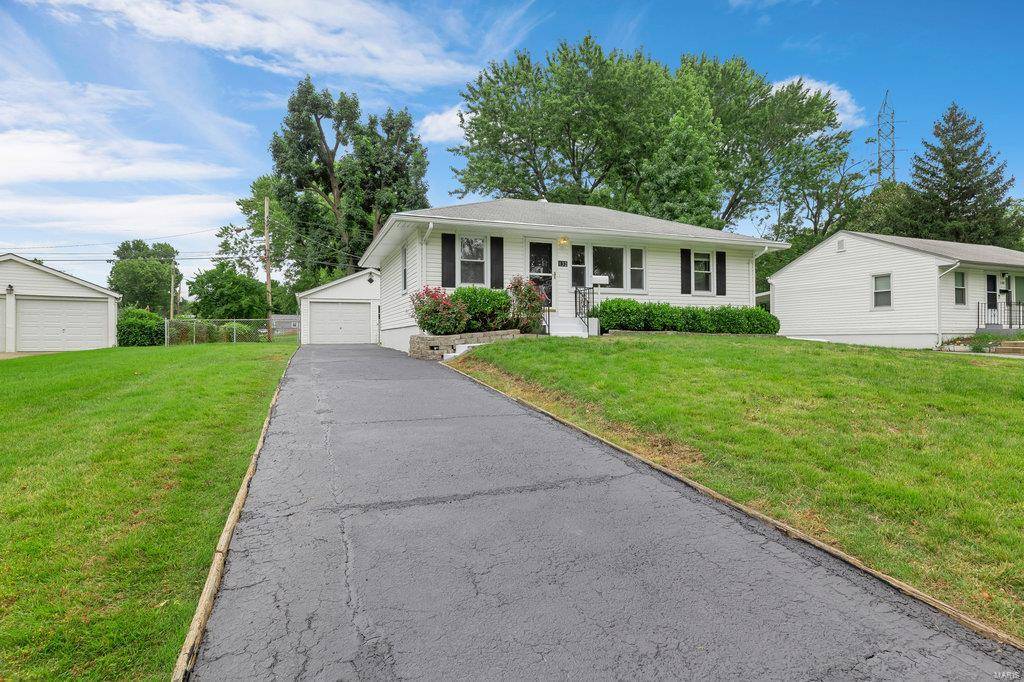 Florissant, MO 63031,132 Elmdale CT