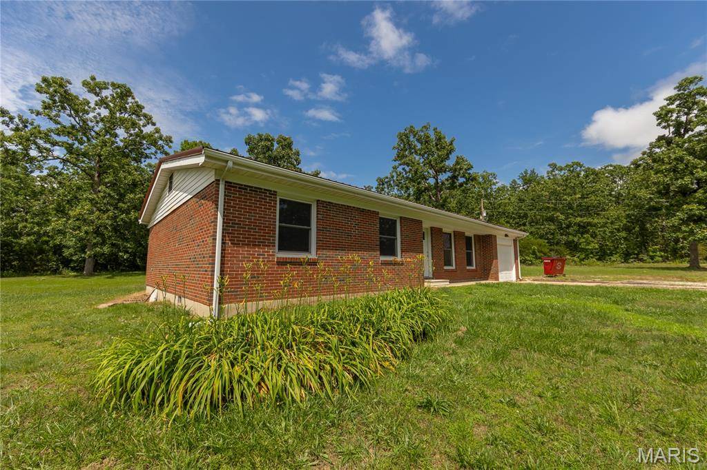 Salem, MO 65560,1575 county road 3290