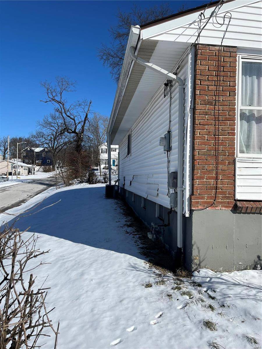 St Louis, MO 63122,401 Meacham ST