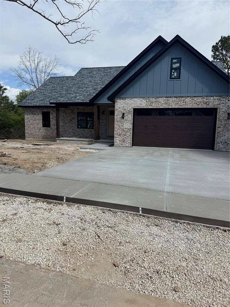 Rolla, MO 65401,615 Scottsvale DR
