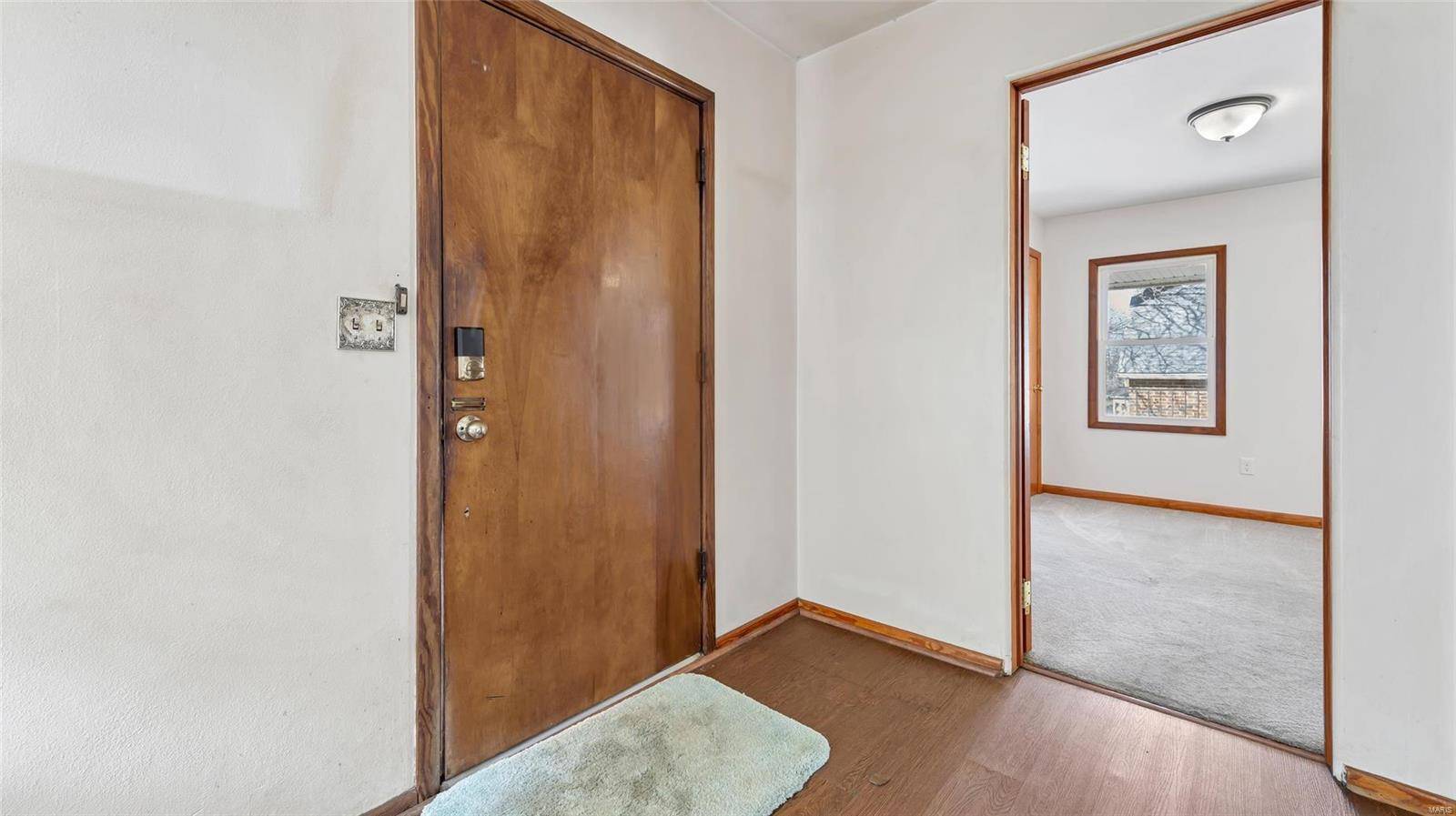 East Alton, IL 62024,24 W Woodland DR