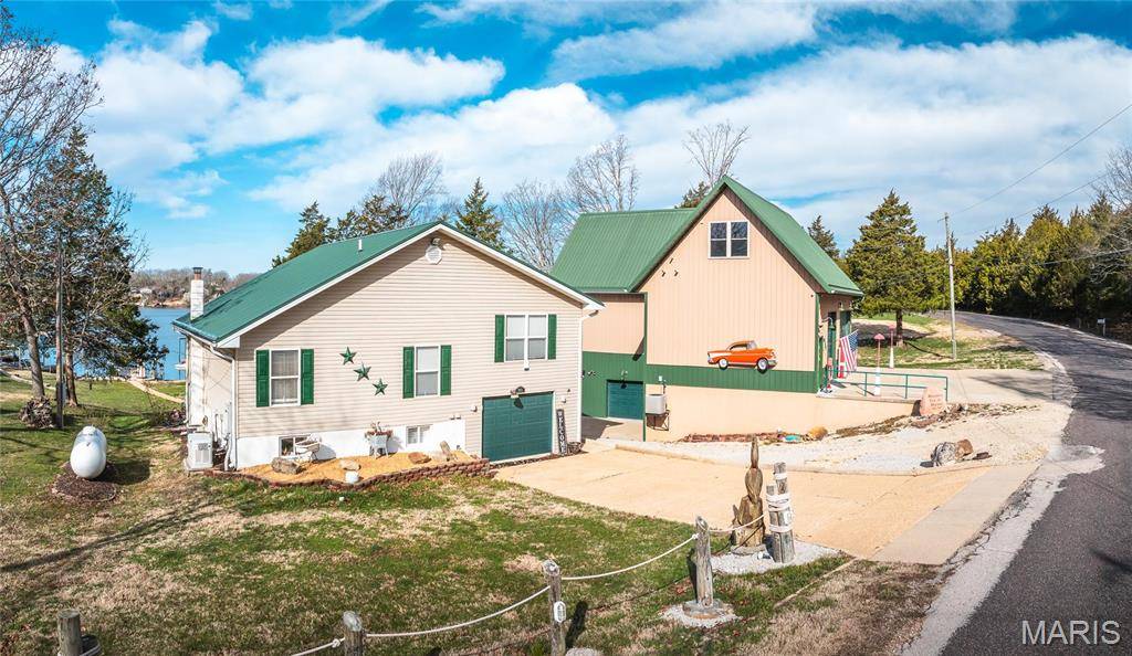 Cuba, MO 65453,919 Lakeshore DR