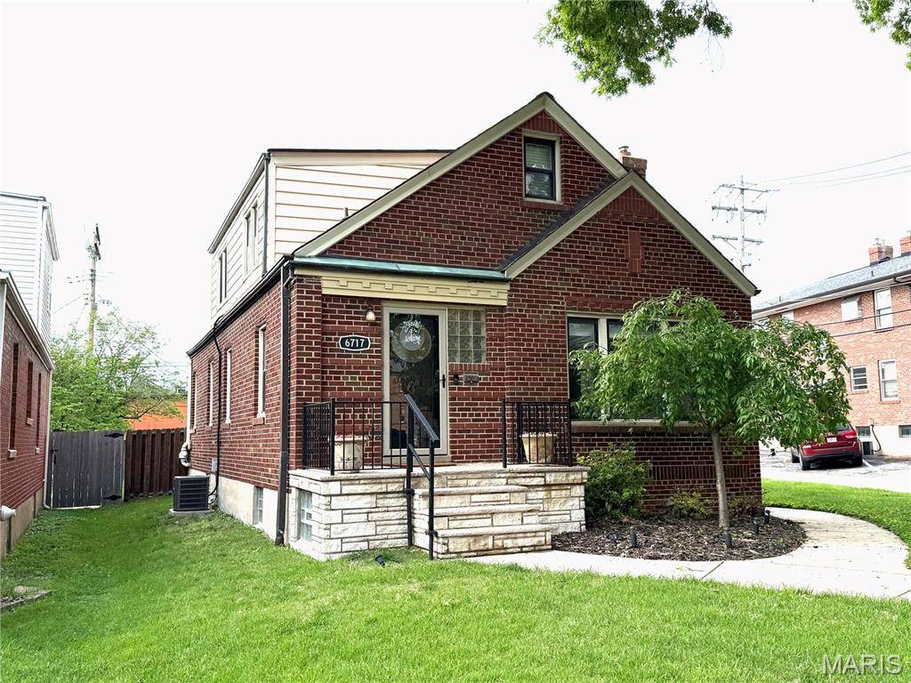 St Louis, MO 63109,6717 Devonshire AVE