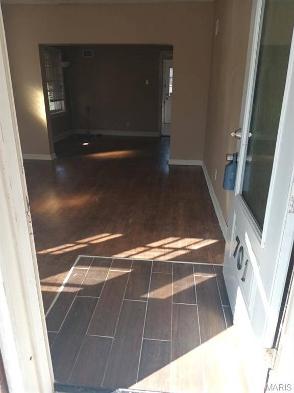 Ferguson, MO 63135,701 Reasor Place