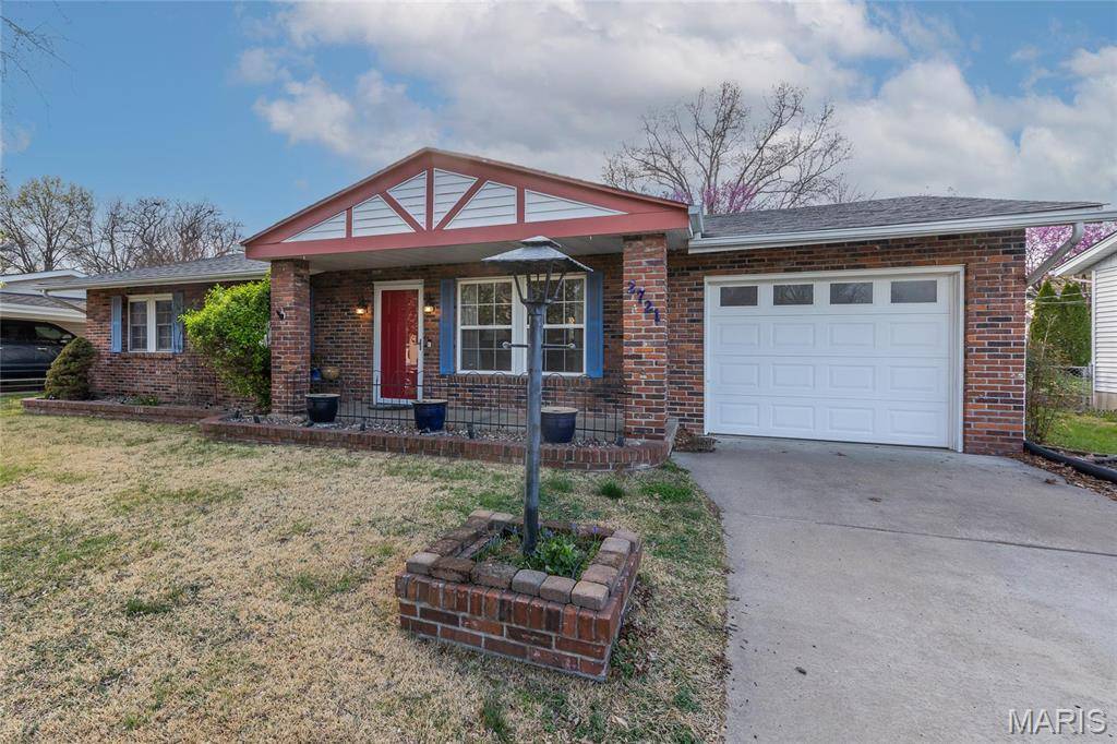Maryland Heights, MO 63043,2721 Arrow Heights DR