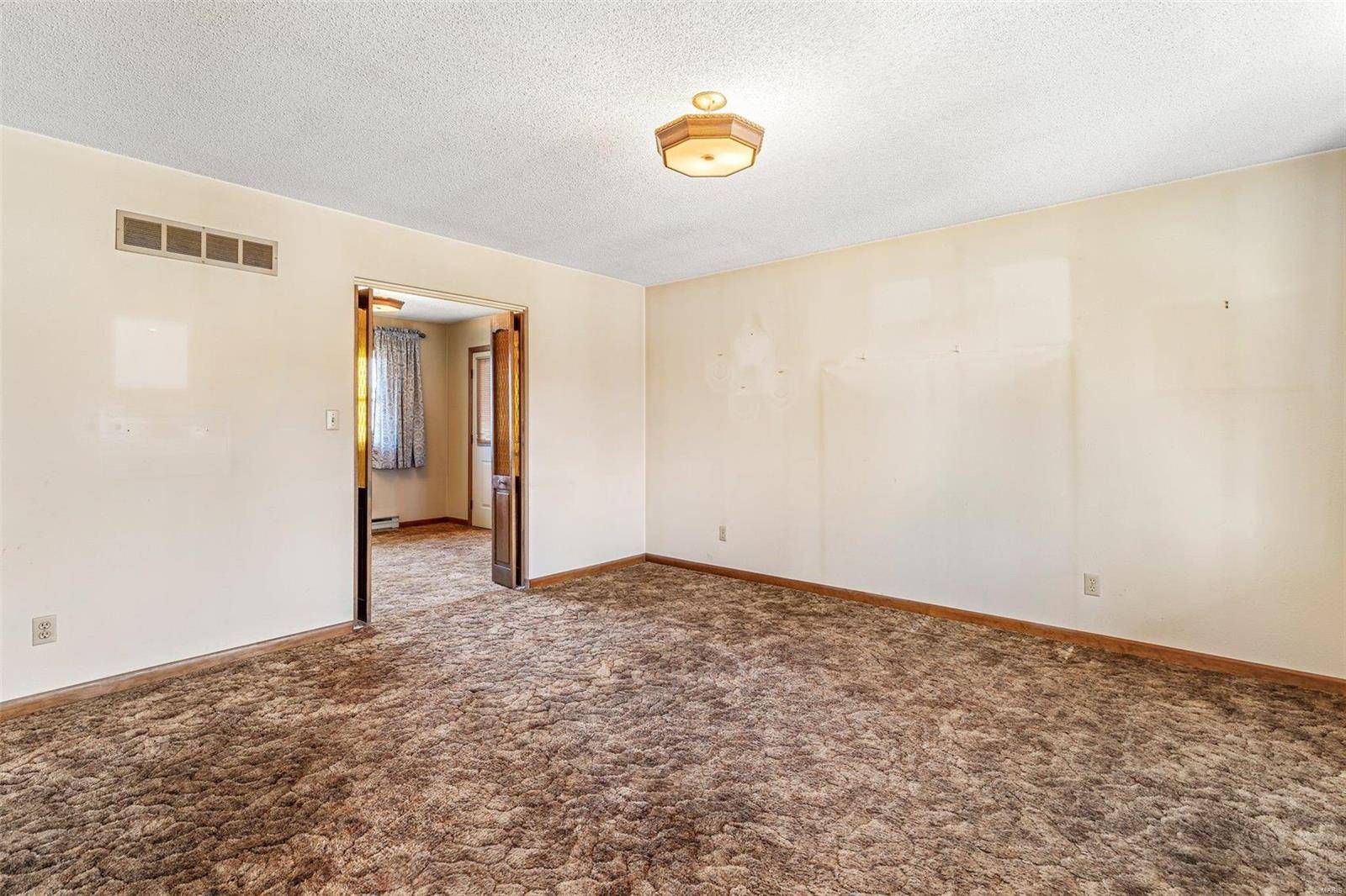 Ste Genevieve, MO 63670,307 Hillcrest DR