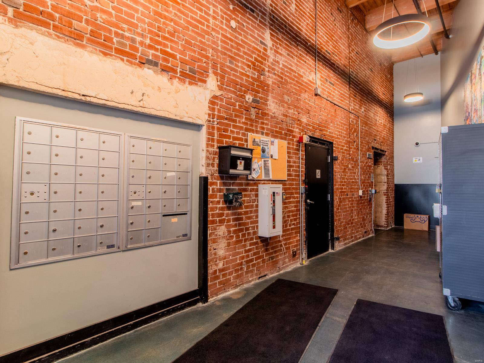 St Louis, MO 63101,1113 Washington AVE #606