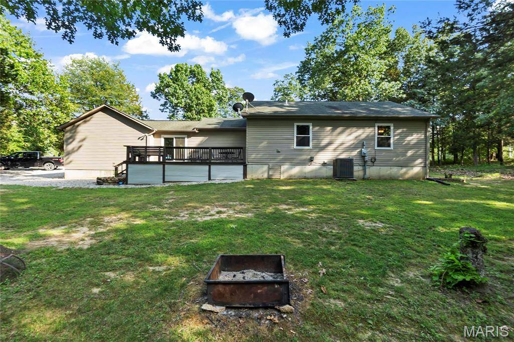 Perryville, MO 63775,5057 Port Perry DR