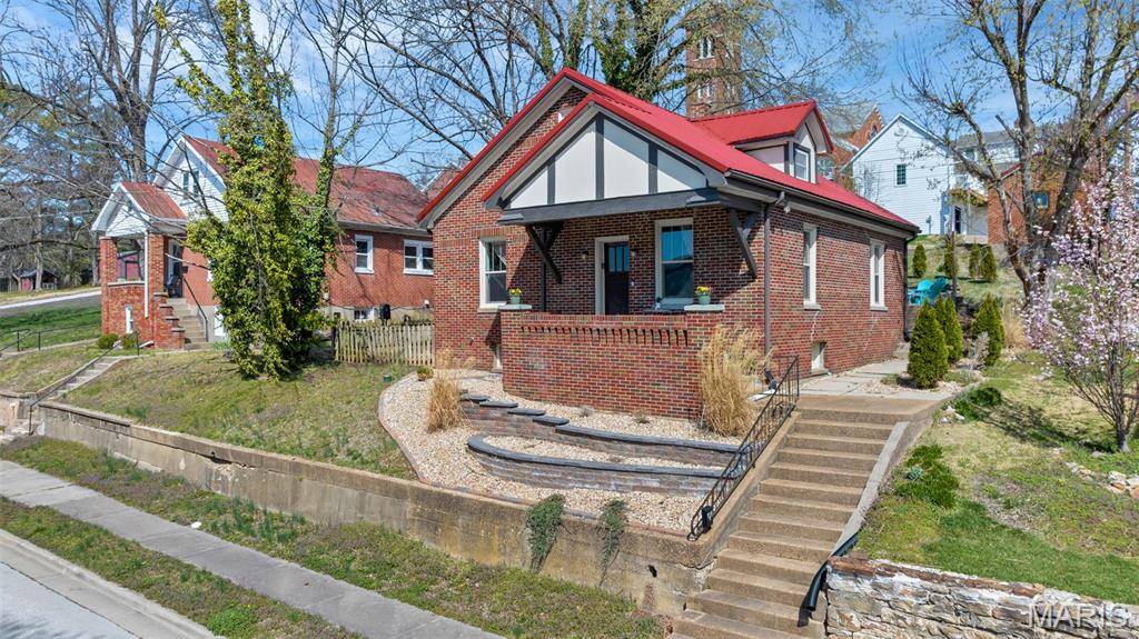 Hermann, MO 65041,125 W 2nd ST