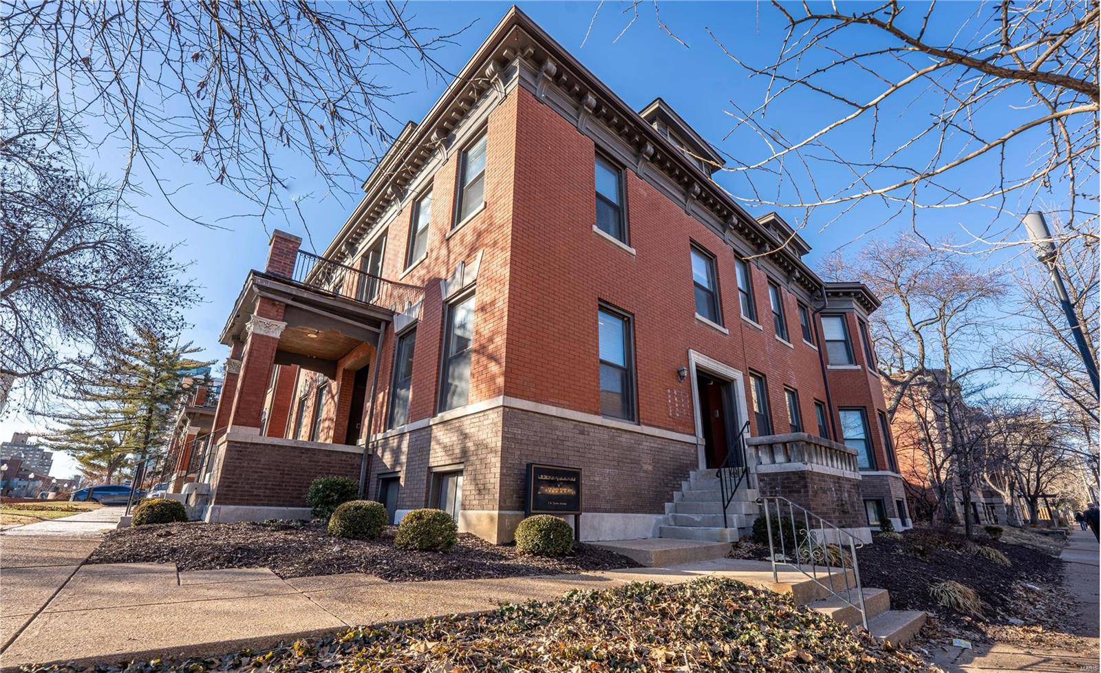 St Louis, MO 63108,5 N Taylor AVE #C