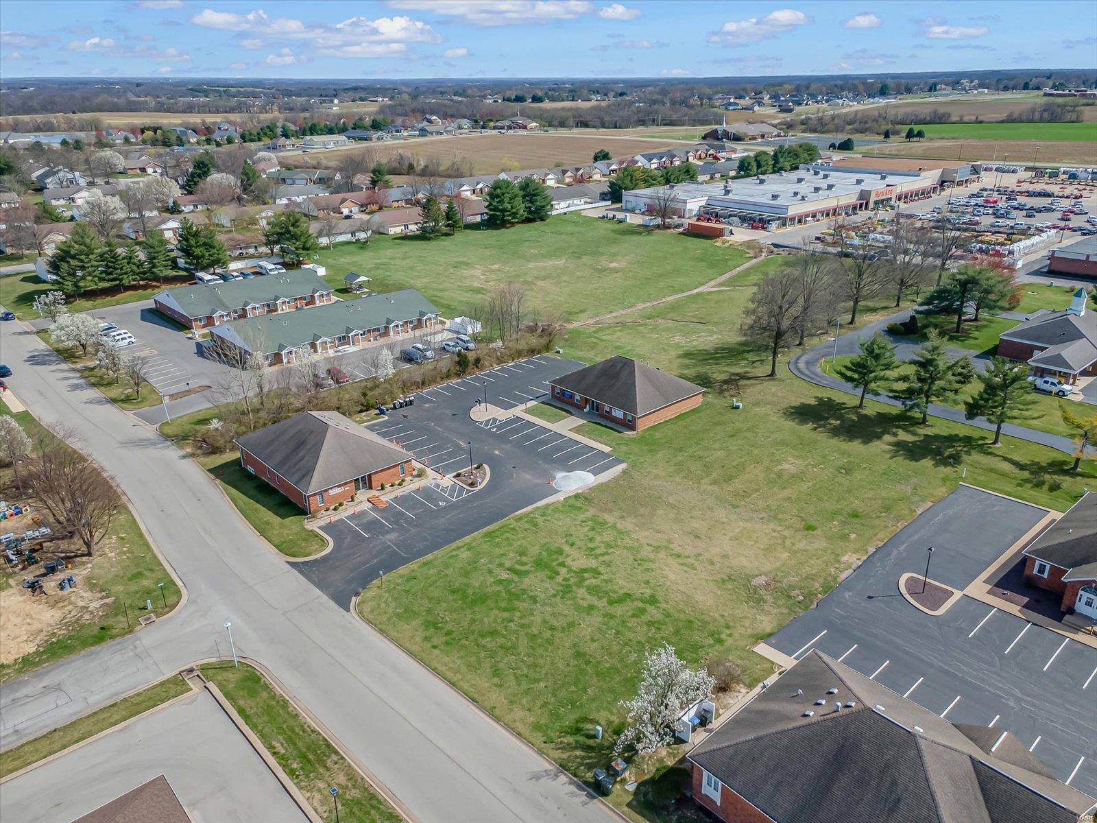 Waterloo, IL 62298,212 Bradford LN