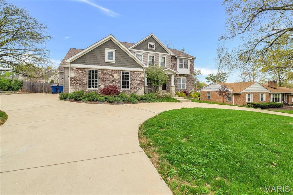 St Louis, MO 63131,1316 Bopp RD