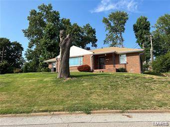 Northwoods, MO 63121,7143 Roland Blvd