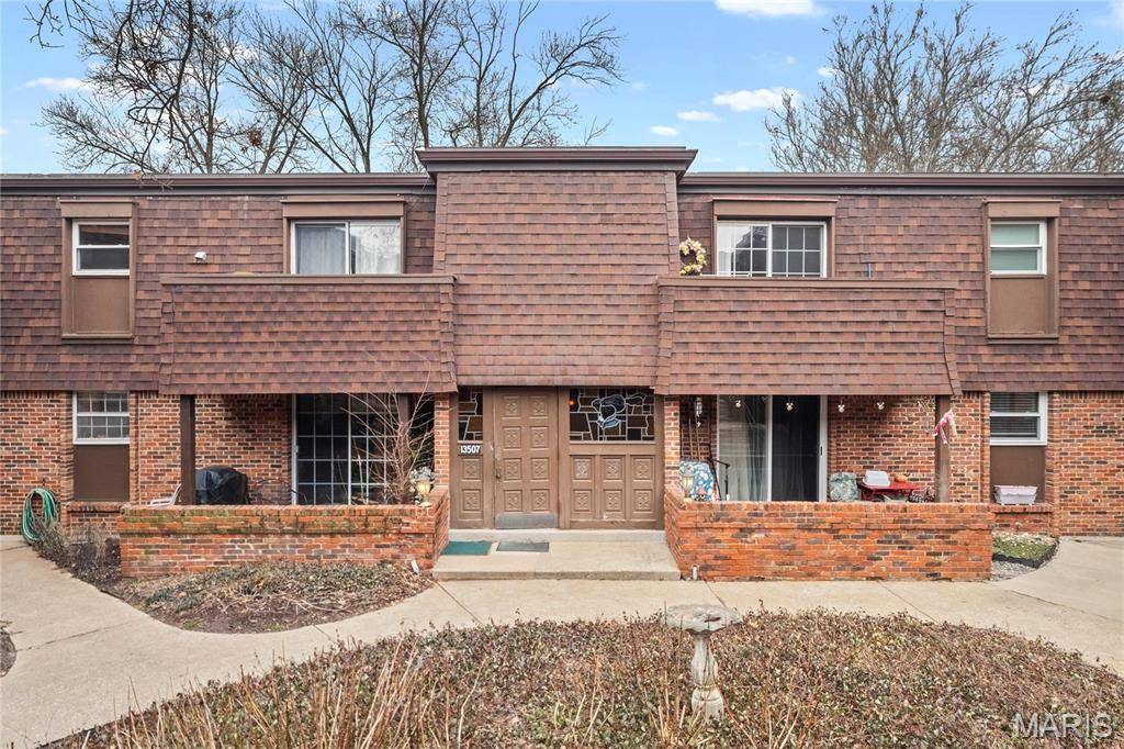 Chesterfield, MO 63017,13507 Coliseum DR #F