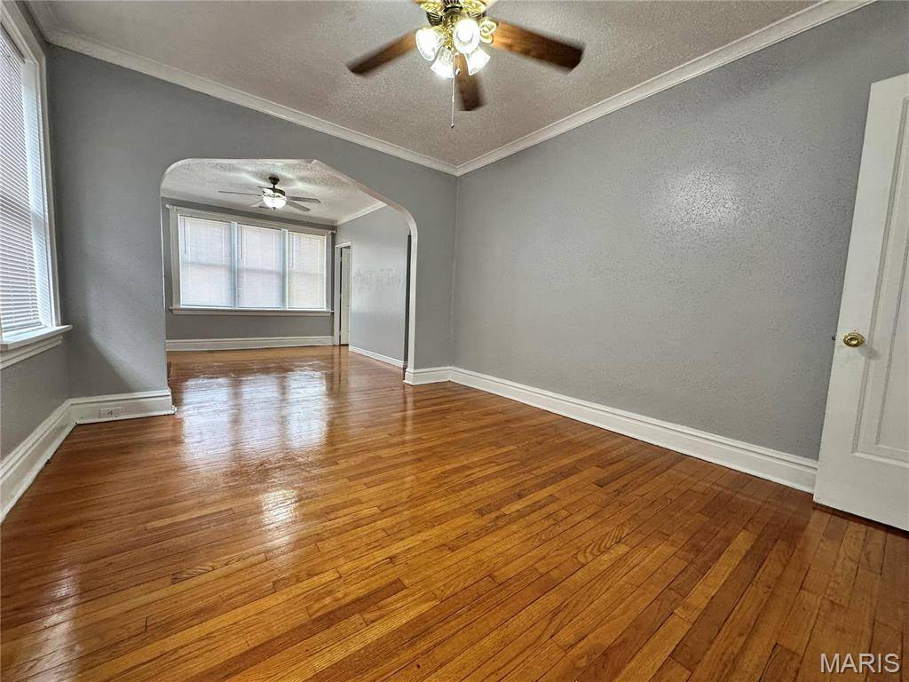 St Louis, MO 63109,5056 Lindenwood AVE