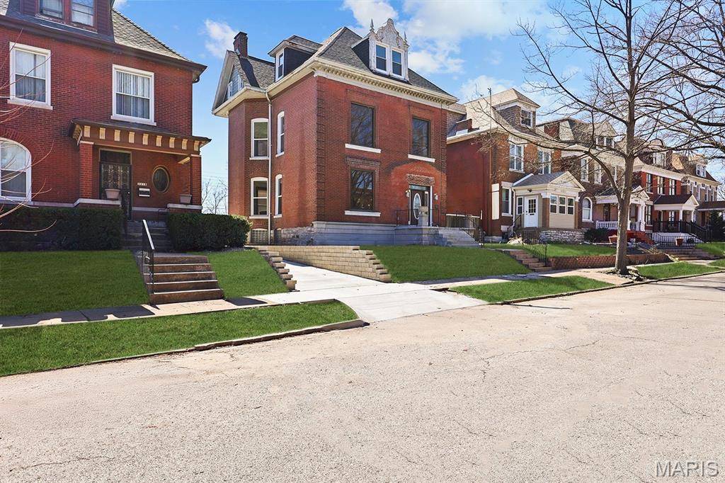 St Louis, MO 63104,3224 Lafayette AVE