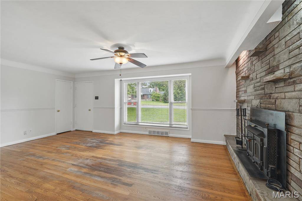 St Louis, MO 63128,4504 Butler Hill RD