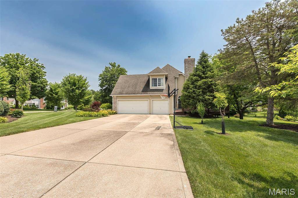 Chesterfield, MO 63017,14760 Brook Hill DR
