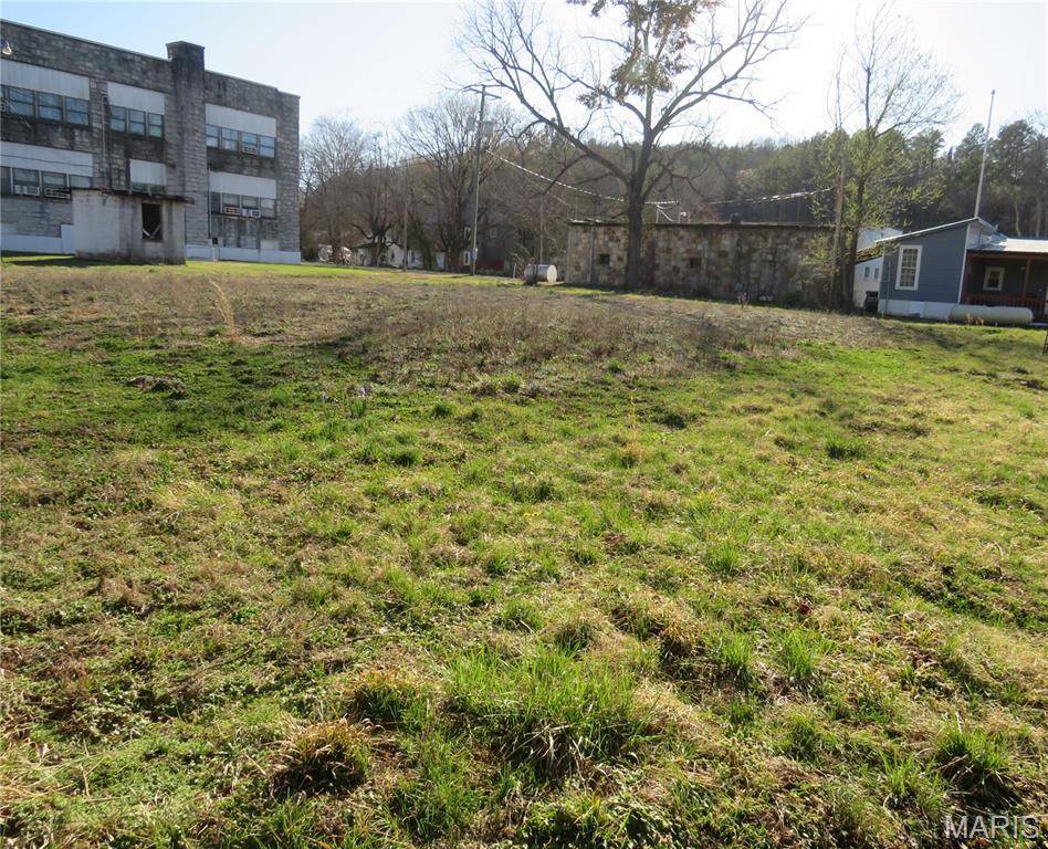 Centerville, MO 63633,2301 Pine ST
