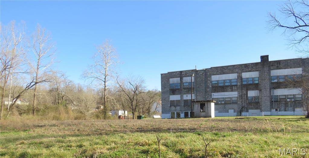 Centerville, MO 63633,2301 Pine ST