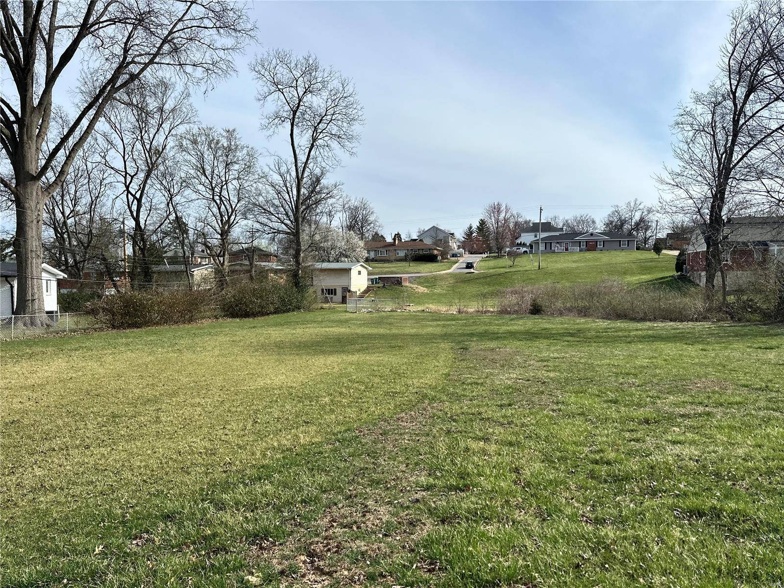 St Louis, MO 63127,10225 E Watson RD