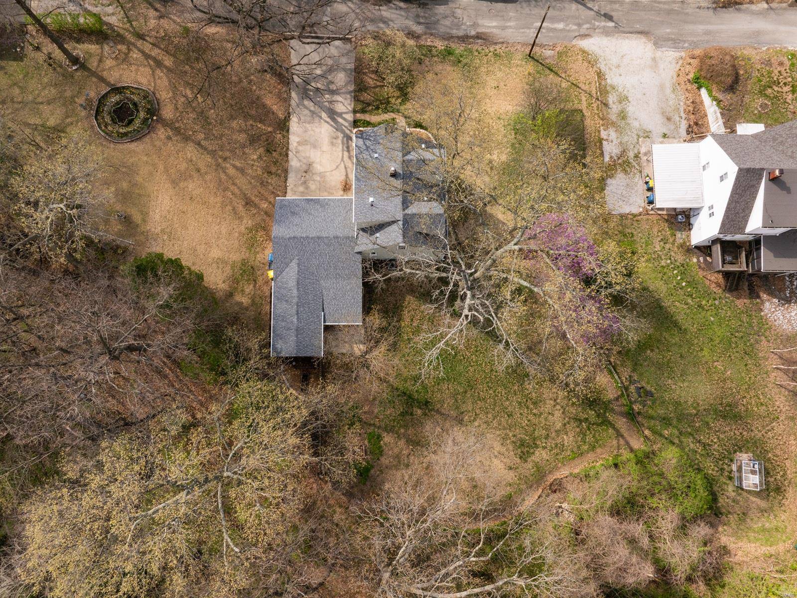 Edwardsville, IL 62025,423 Cass AVE