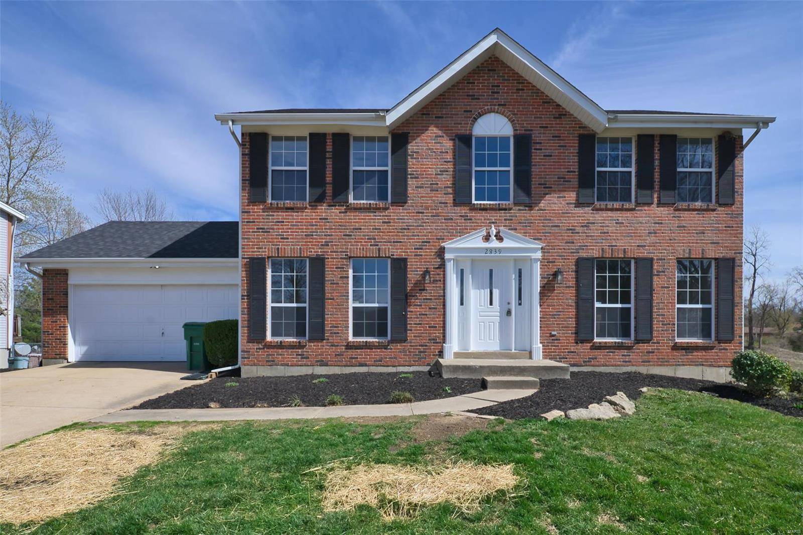 Florissant, MO 63031,2839 Chapel View DR