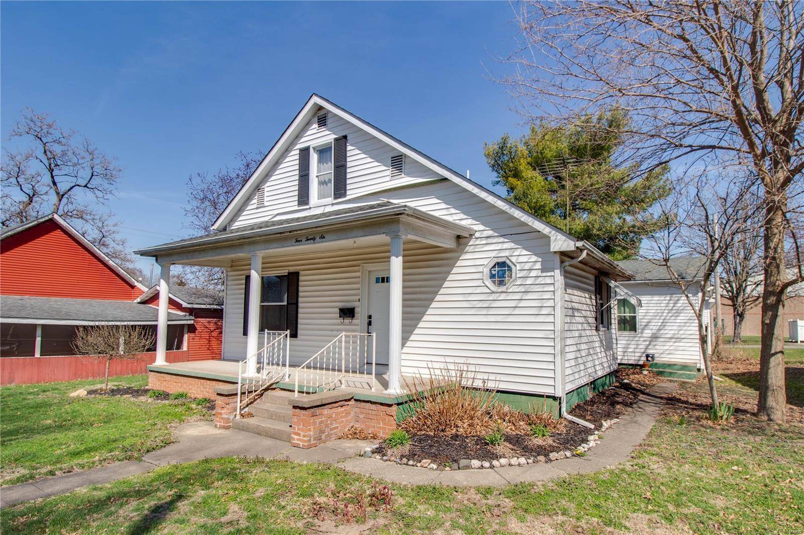 Carrollton, IL 62016,426 Pine ST