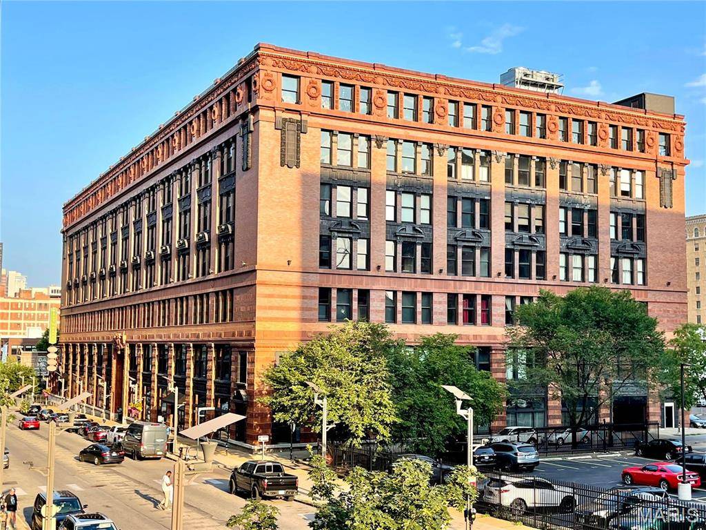 St Louis, MO 63103,1520 Washington AVE #222