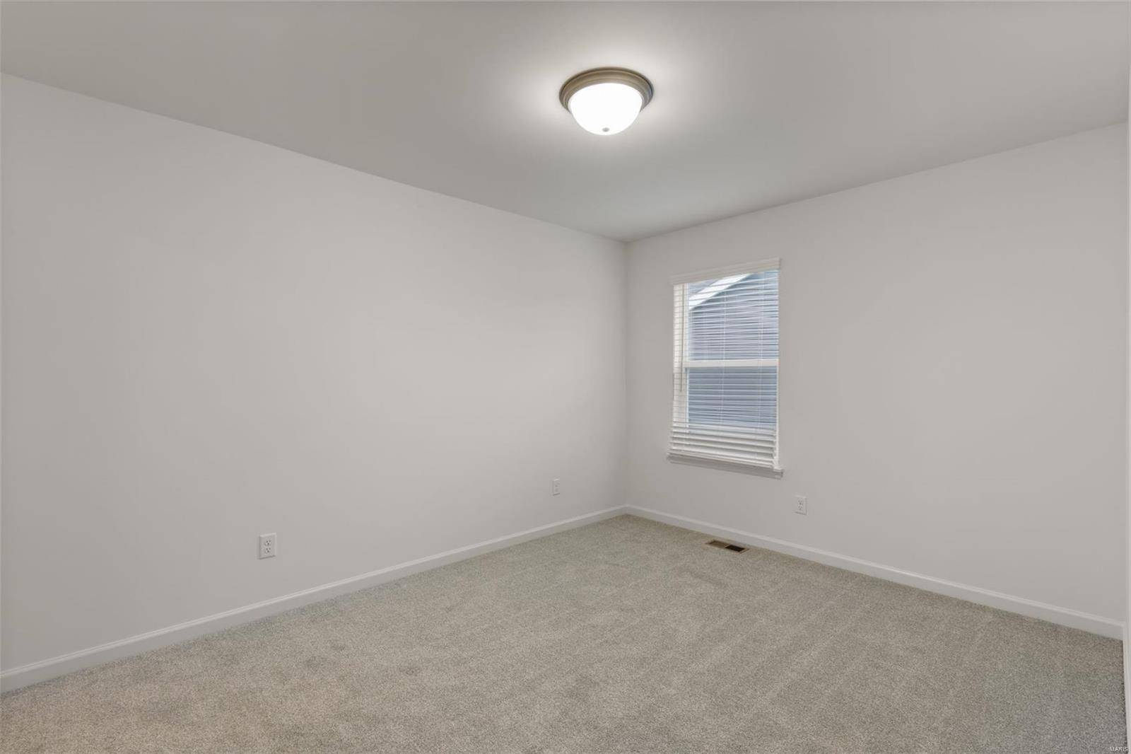 Florissant, MO 63031,2320 Fernau CT